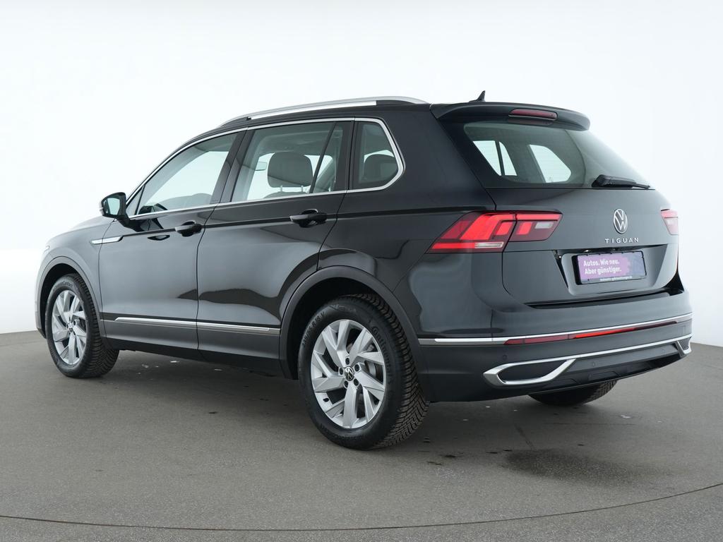 Volkswagen Tiguan 2024 г. Чёрный, пробег 20162 км