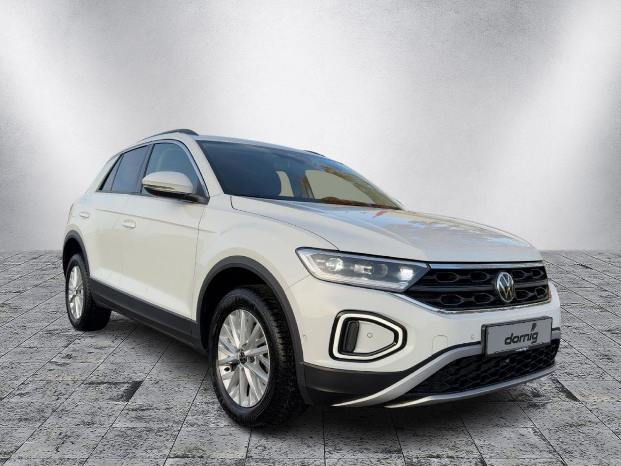 Volkswagen T-Roc 2024 г. Белый, пробег 26900 км