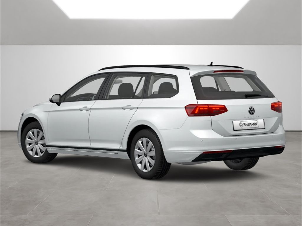 Volkswagen PASSAT VARIANT 2023 г. Белый, пробег 35600 км