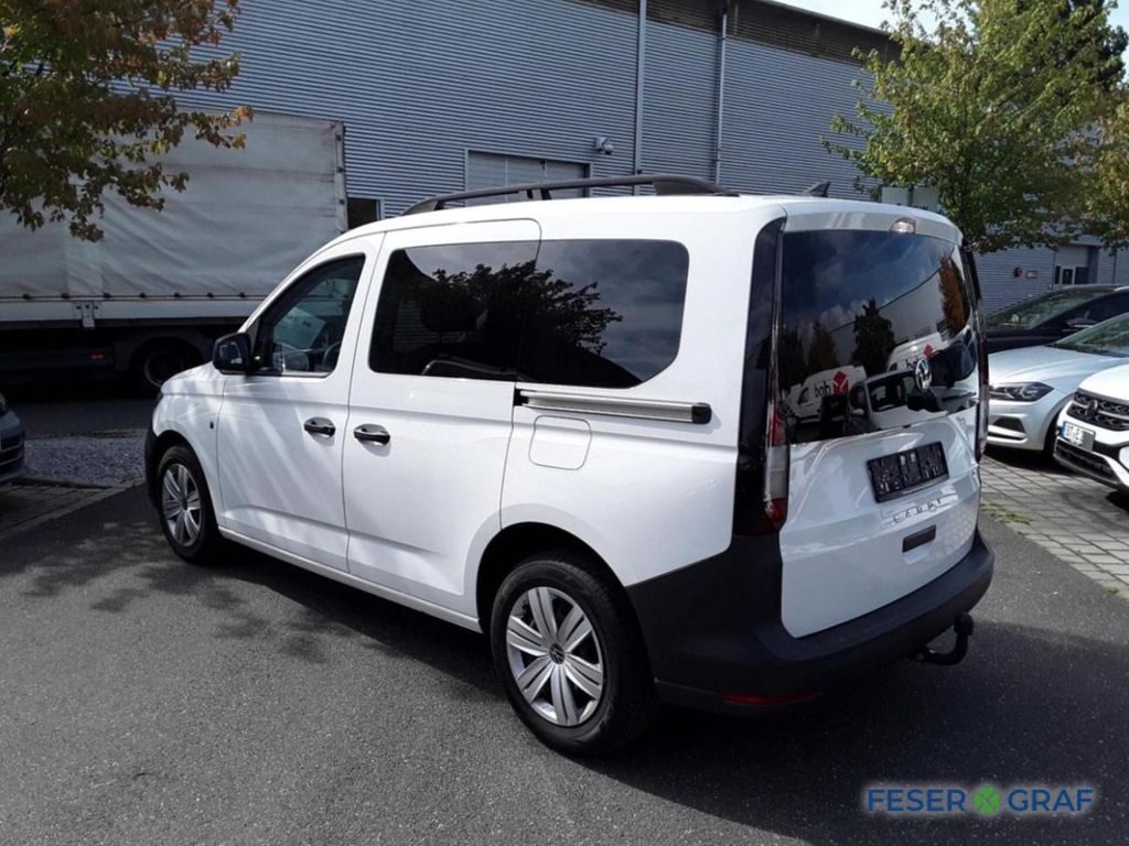 Volkswagen Caddy 2023 г. Белый, пробег 28750 км