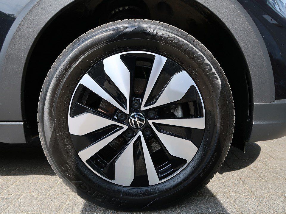 Volkswagen Taigo 2025 г. Чёрный, пробег 34670 км