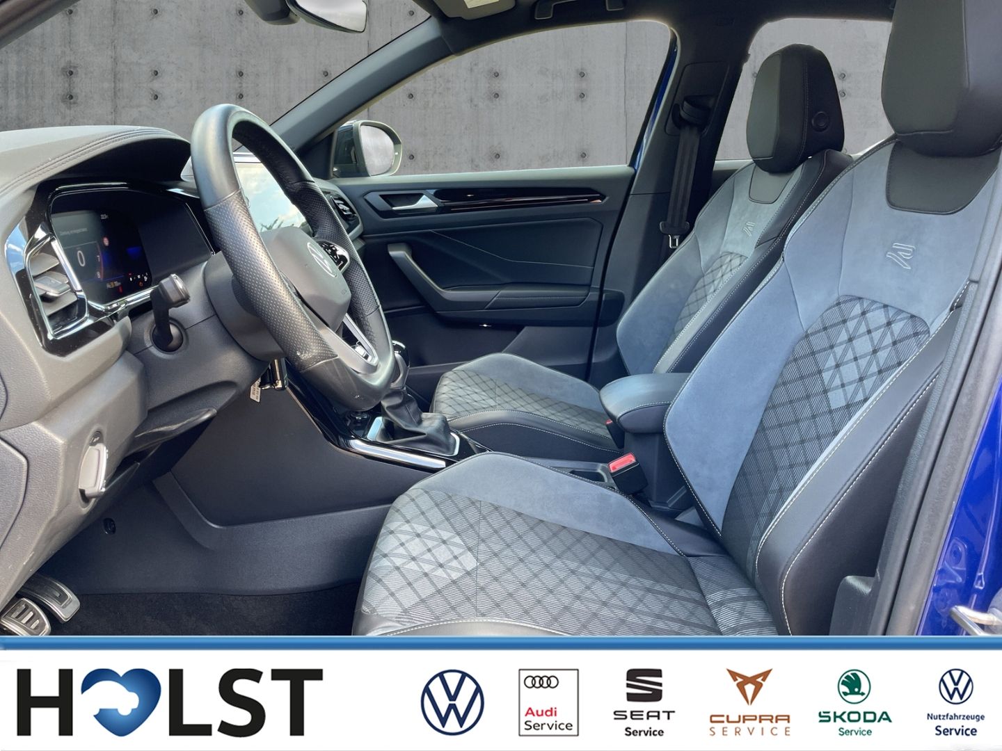 Volkswagen T-Roc 2022 г. Синий, пробег 31985 км