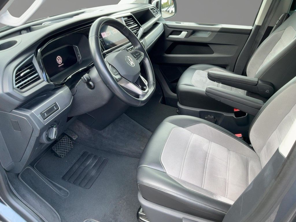 Volkswagen T6 MULTIVAN 2023 г. Серый, пробег 54617 км