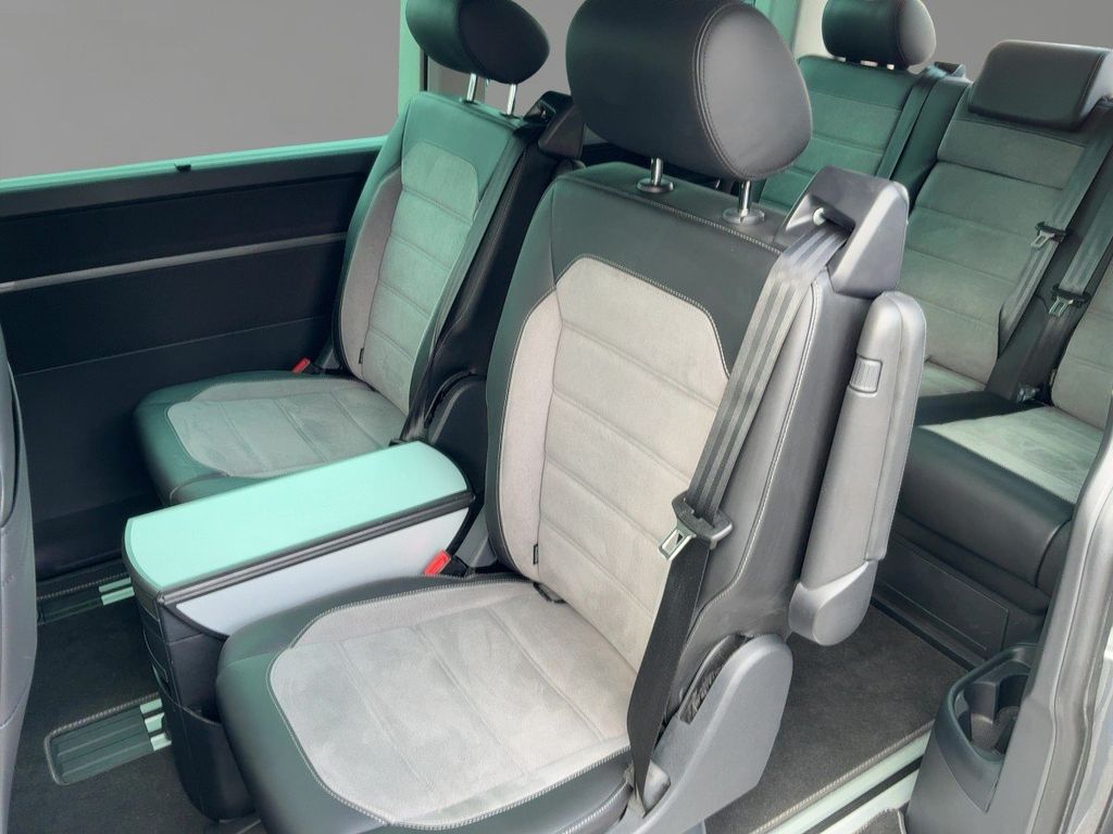 Volkswagen T6 MULTIVAN 2023 г. Серый, пробег 54617 км