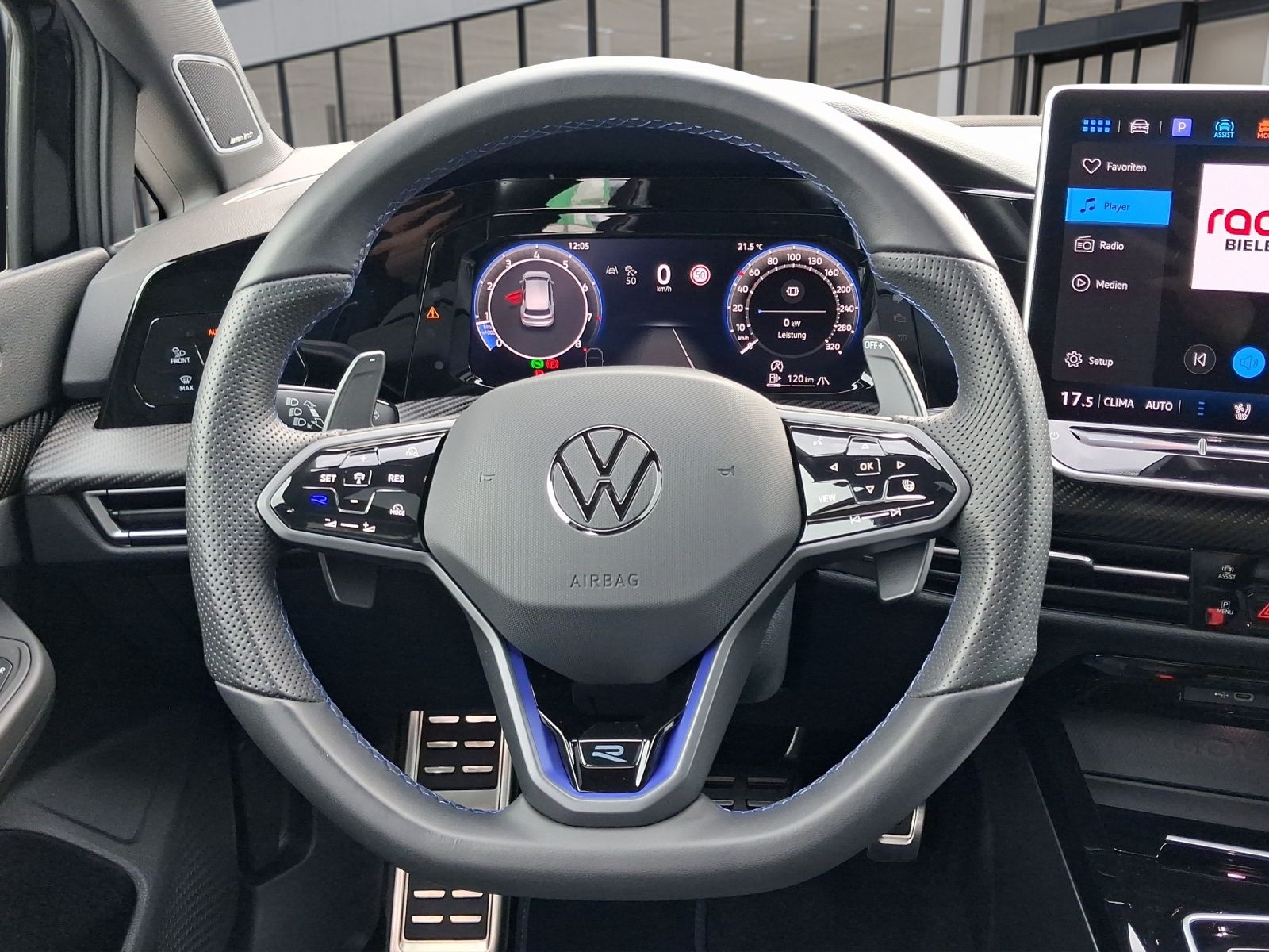 Volkswagen Golf 2024 г. Чёрный, пробег 869 км