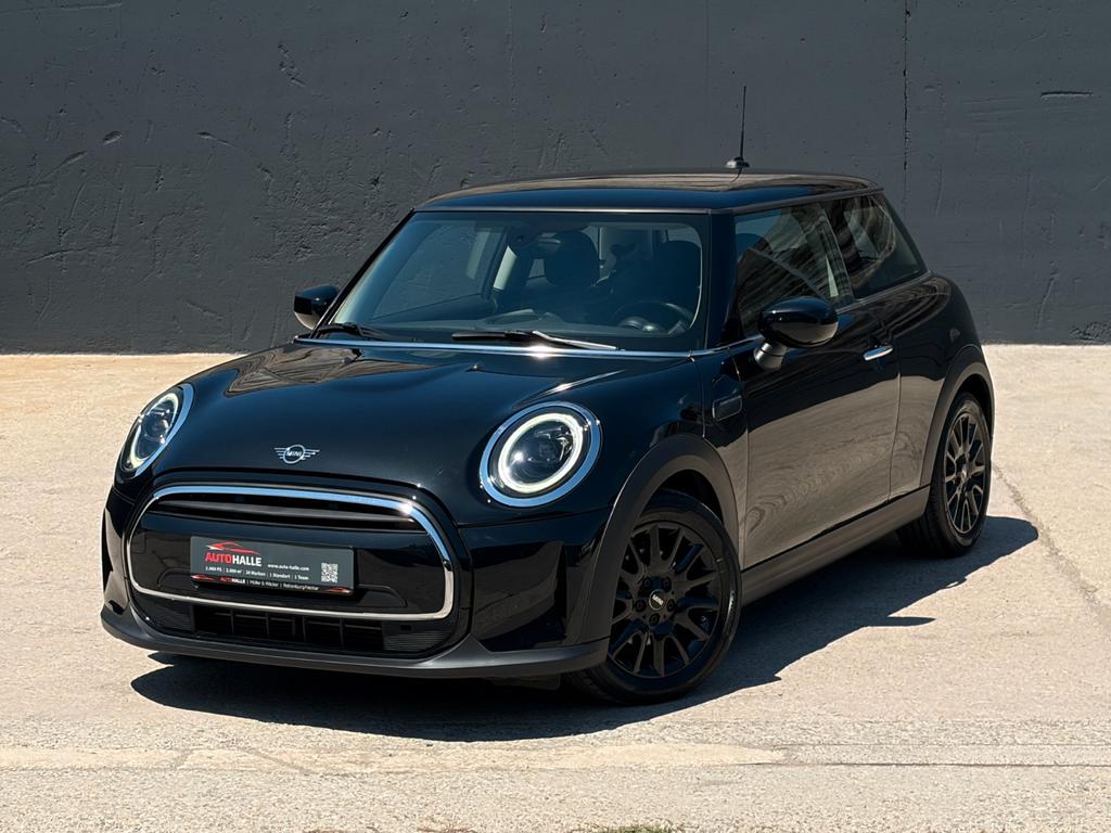 Mini ONE 2022 г. Чёрный, пробег 48690 км