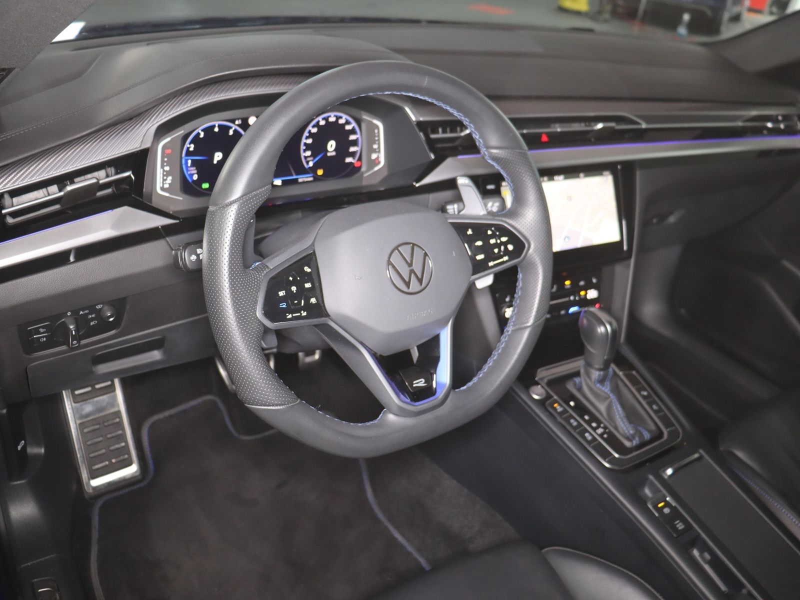 Volkswagen Arteon 2022 г. Синий, пробег 50474 км