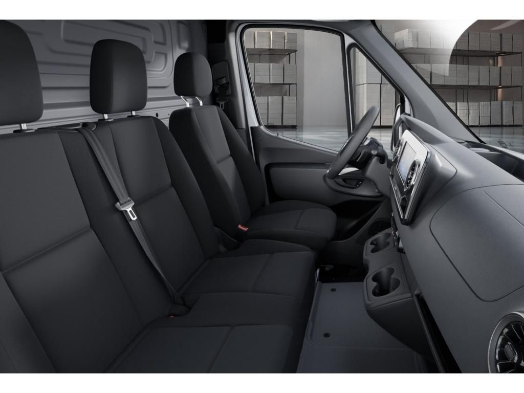 Mercedes-Benz SPRINTER 2025 г. Белый, пробег 43300 км