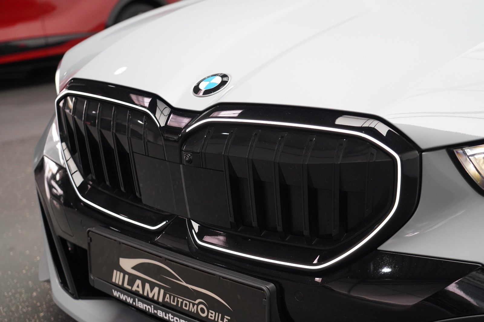 BMW 520 2025 г. Серый, пробег 48500 км