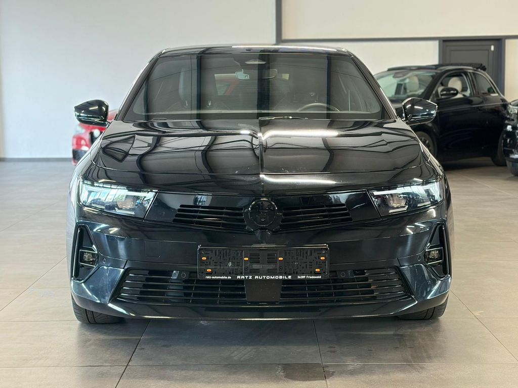 Opel Astra 2024 г. Чёрный, пробег 48249 км