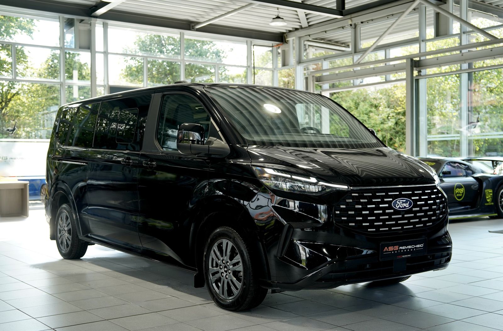 Ford TOURNEO 2025 г. Чёрный, пробег 59000 км