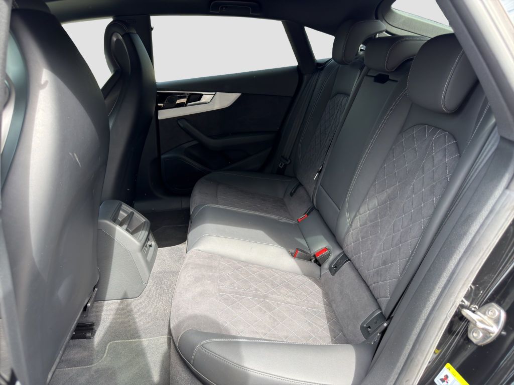 Audi A5 2023 г. Чёрный, пробег 30900 км