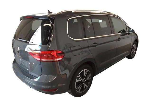 Volkswagen Touran 2026 г. Серый, пробег 4300 км