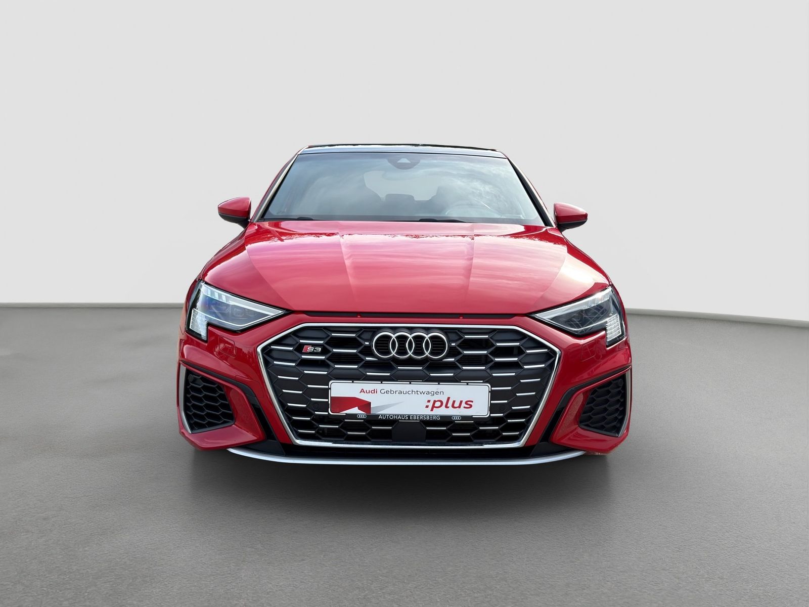 Audi S3 2022 г. Красный, пробег 45000 км