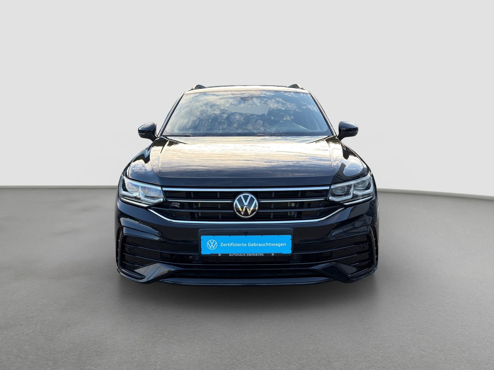 Volkswagen TIGUAN ALLSPACE 2023 г. Чёрный, пробег 55700 км