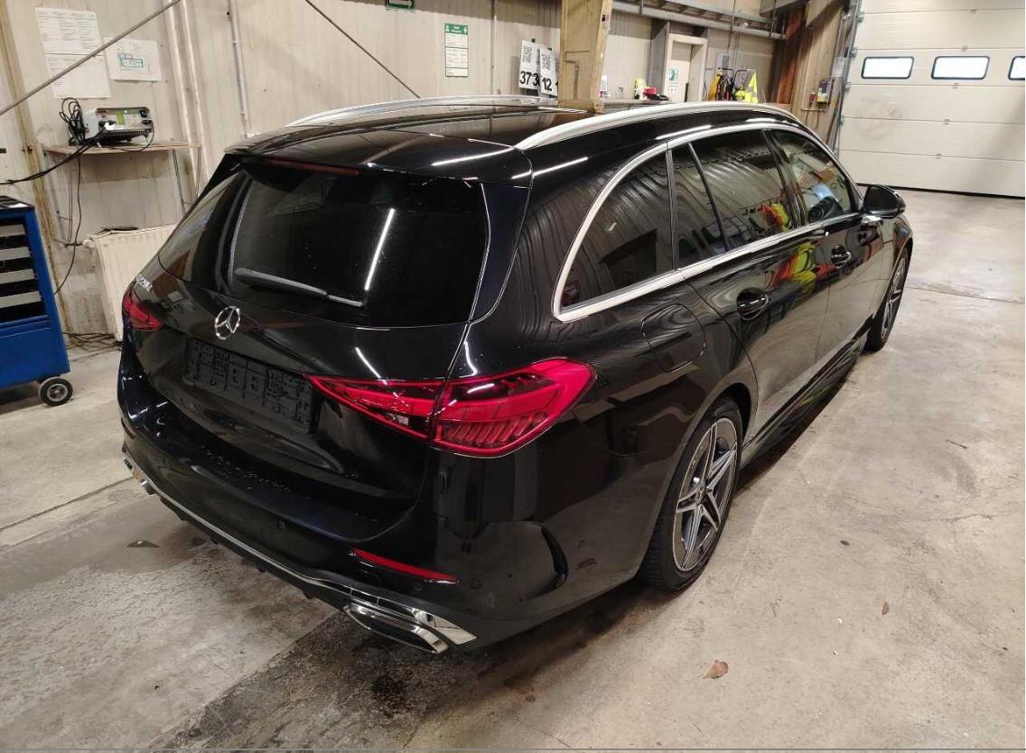 Mercedes-Benz C 220 2024 г. Чёрный, пробег 55000 км
