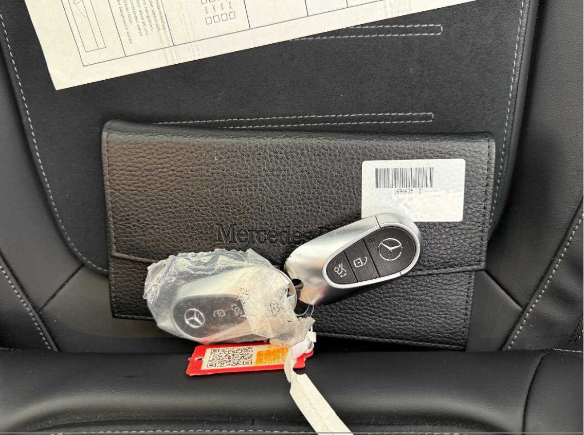 Mercedes-Benz C 220 2024 г. Чёрный, пробег 55000 км