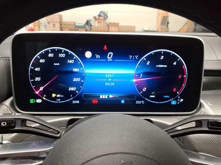 Mercedes-Benz C 220 2024 г. Чёрный, пробег 50000 км