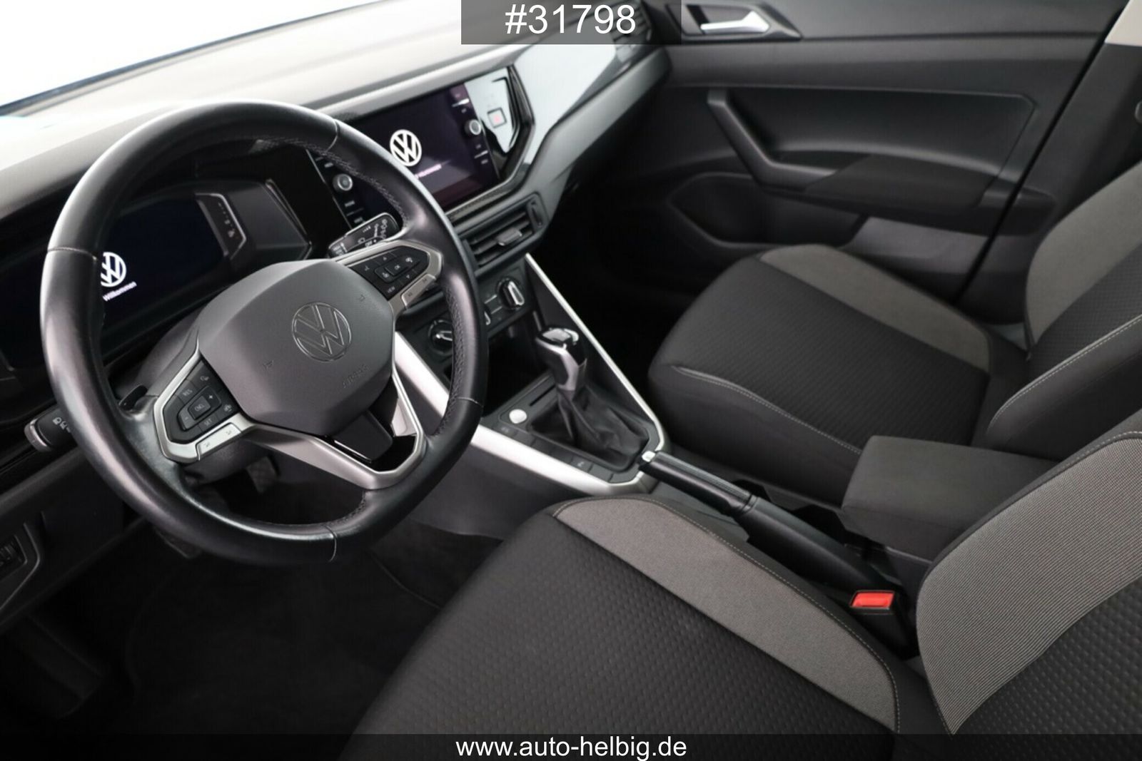 Volkswagen Polo 2023 г. Чёрный, пробег 41200 км