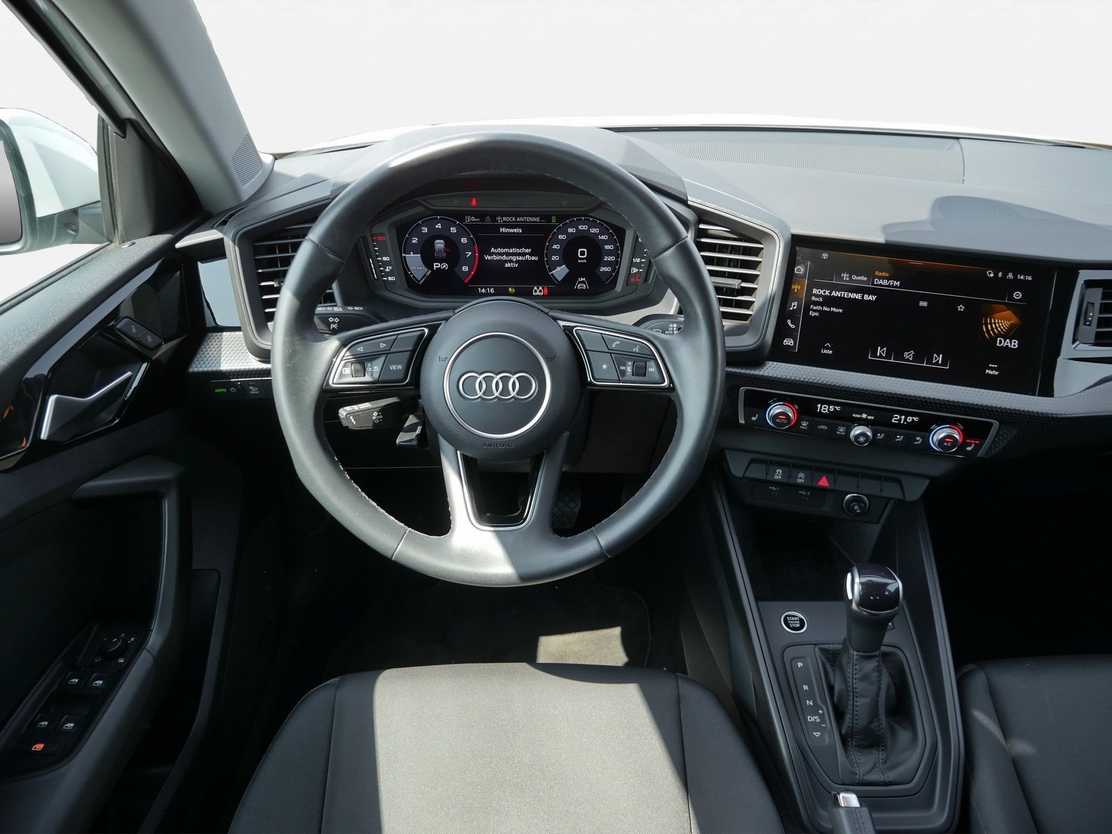 Audi A1 2023 г. Белый, пробег 48250 км
