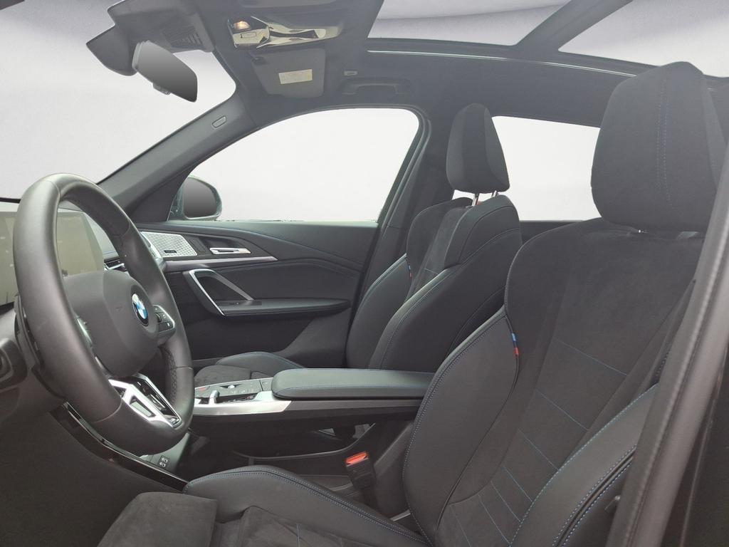 BMW X1 2025 г. Чёрный, пробег 9312 км