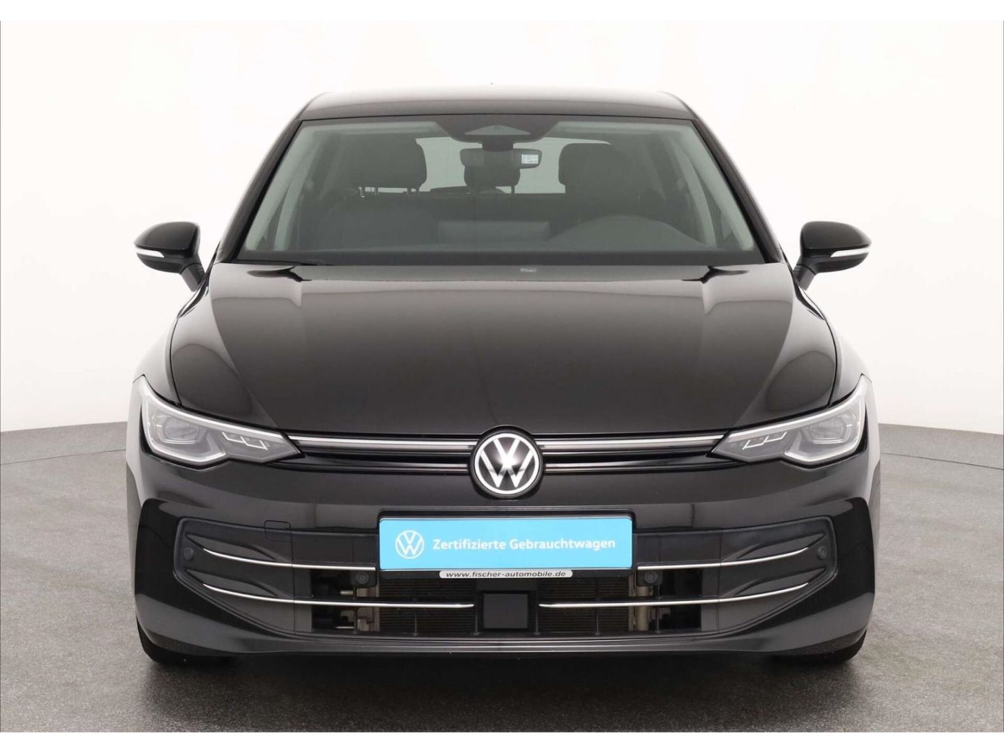 Volkswagen Golf 2025 г. Чёрный, пробег 18604 км