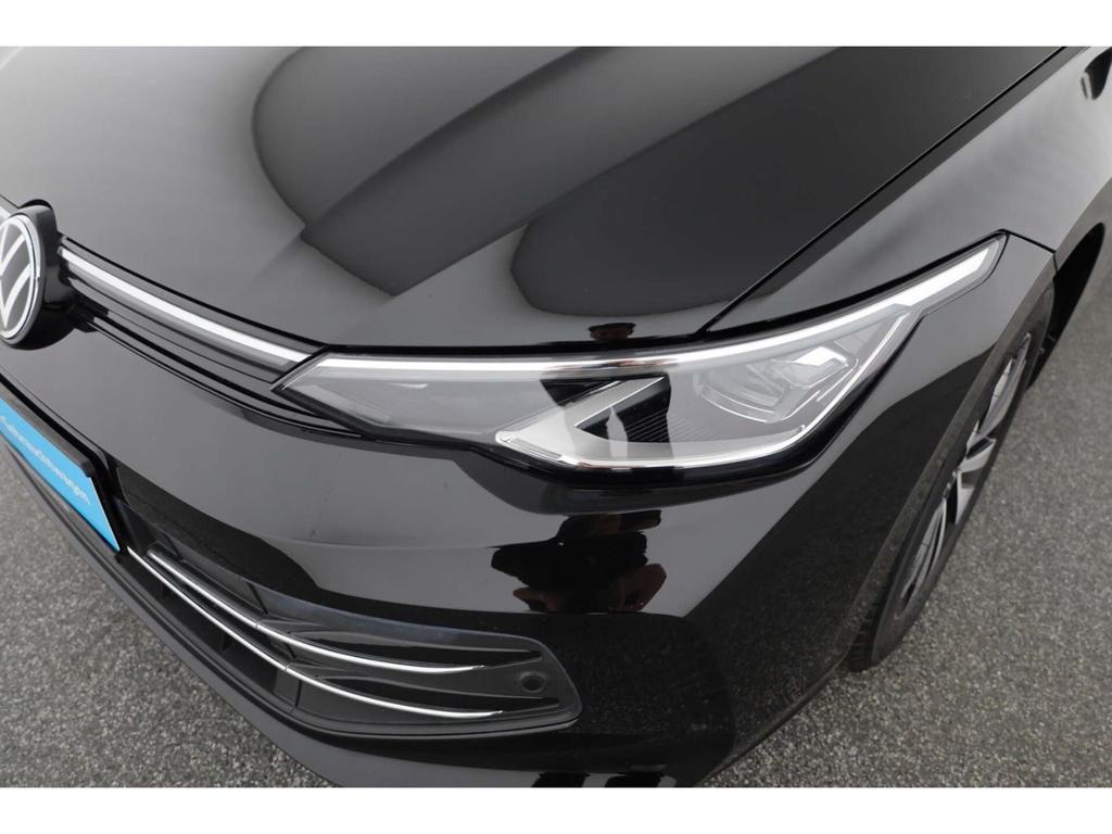 Volkswagen Golf 2025 г. Чёрный, пробег 18604 км