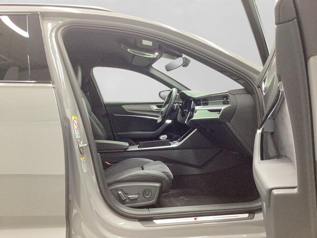 Audi RS6 2023 г. Серый, пробег 56824 км