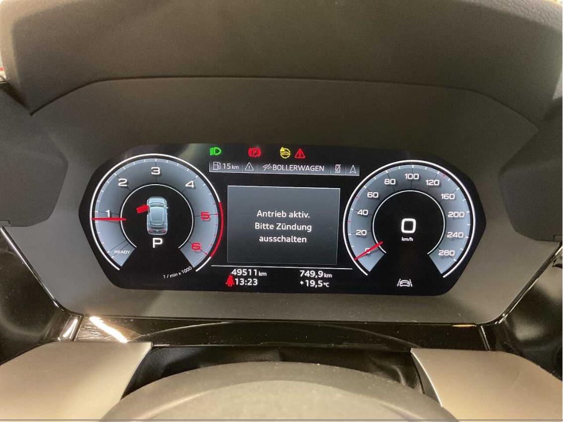 Audi A3 2022 г. Чёрный, пробег 49000 км