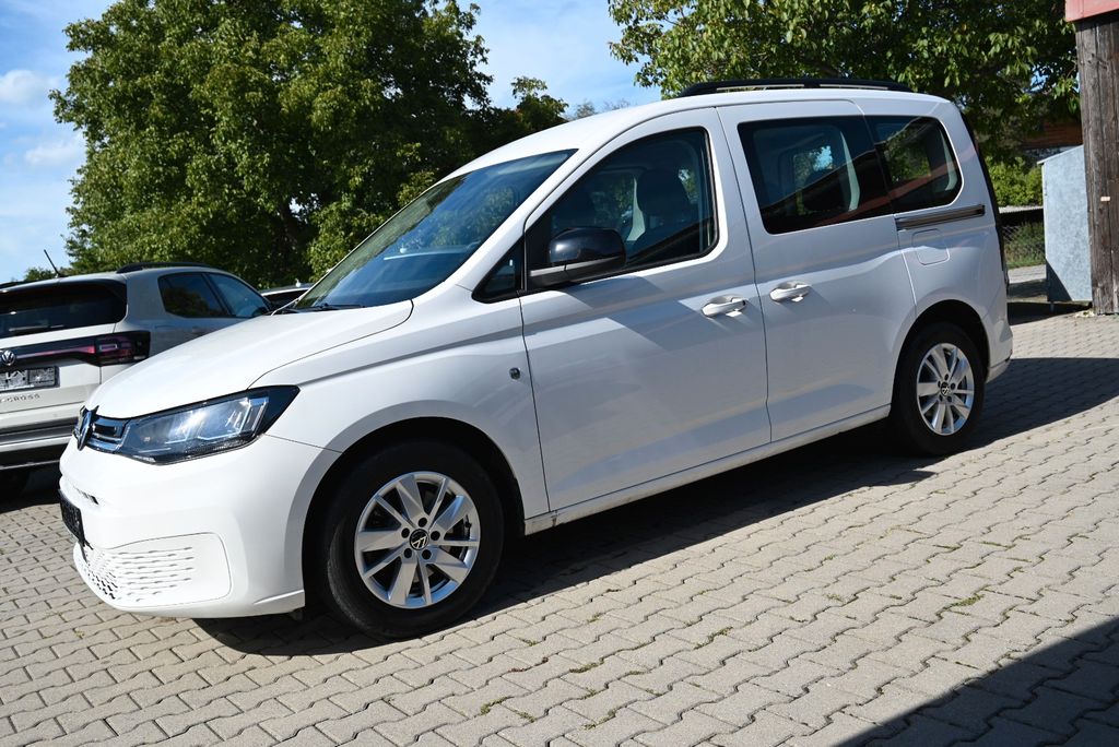 Volkswagen Caddy 2022 г. Белый, пробег 25000 км