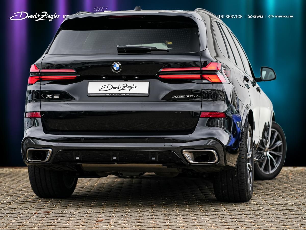 BMW X5 2025 г. Чёрный, пробег 34990 км