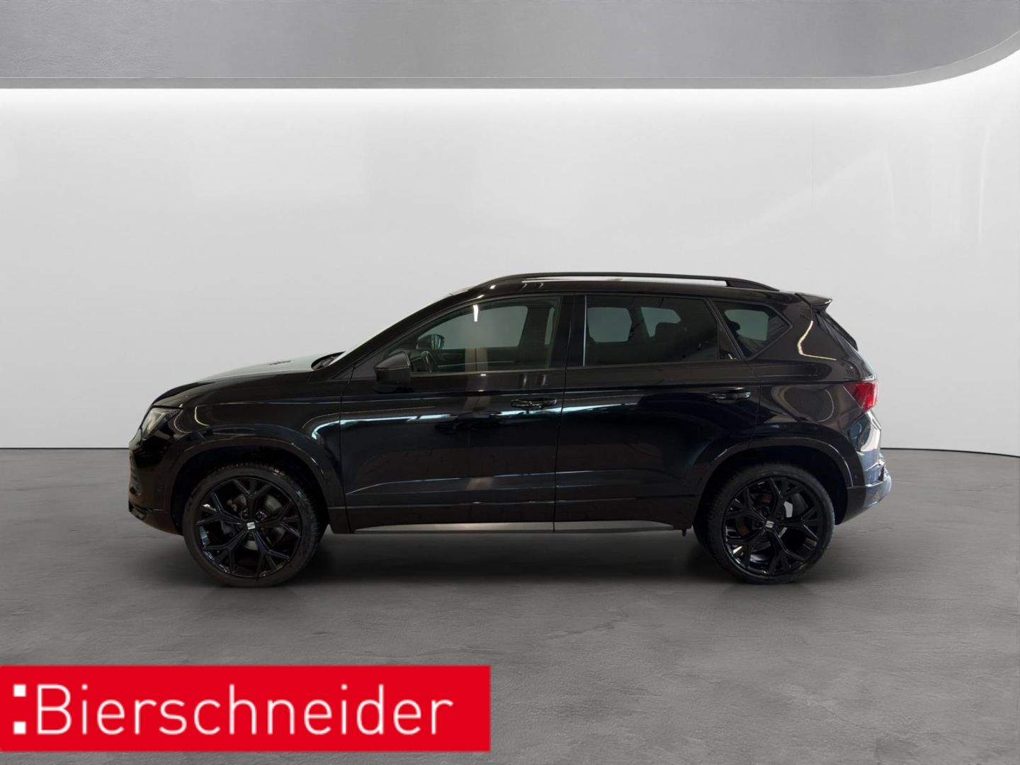 SEAT Ateca 2022 г. Чёрный, пробег 45555 км