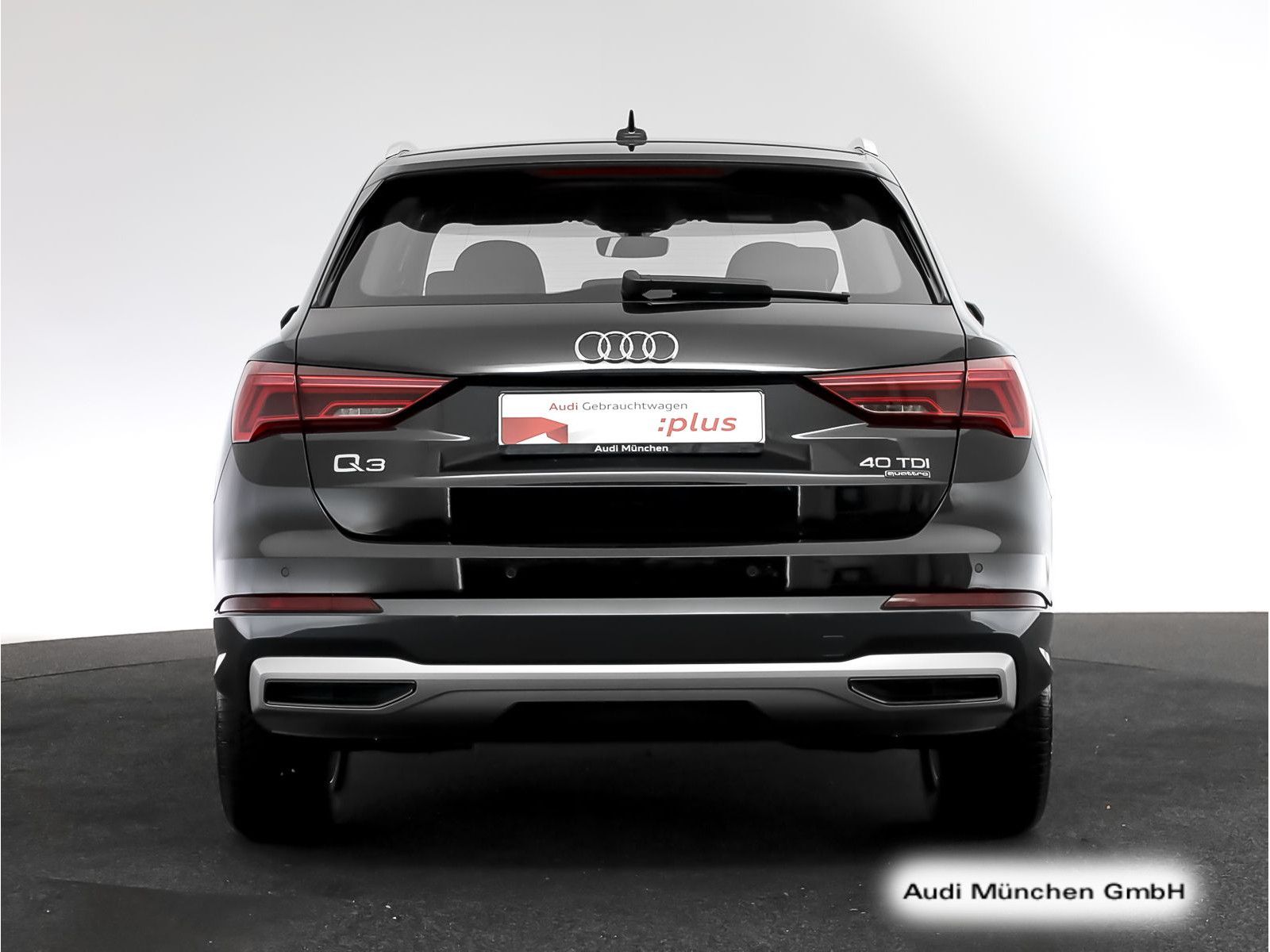 Audi Q3 2022 г. Чёрный, пробег 37607 км