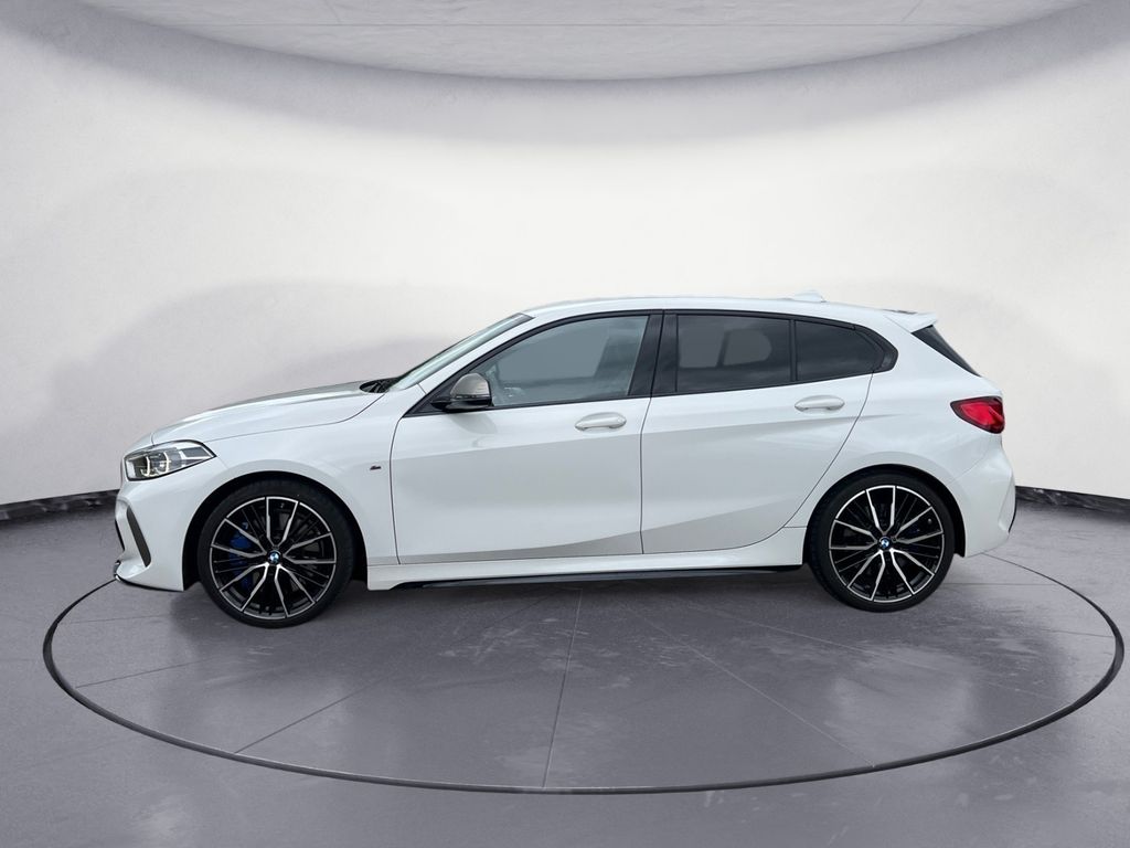 BMW M135 2022 г. Белый, пробег 40955 км