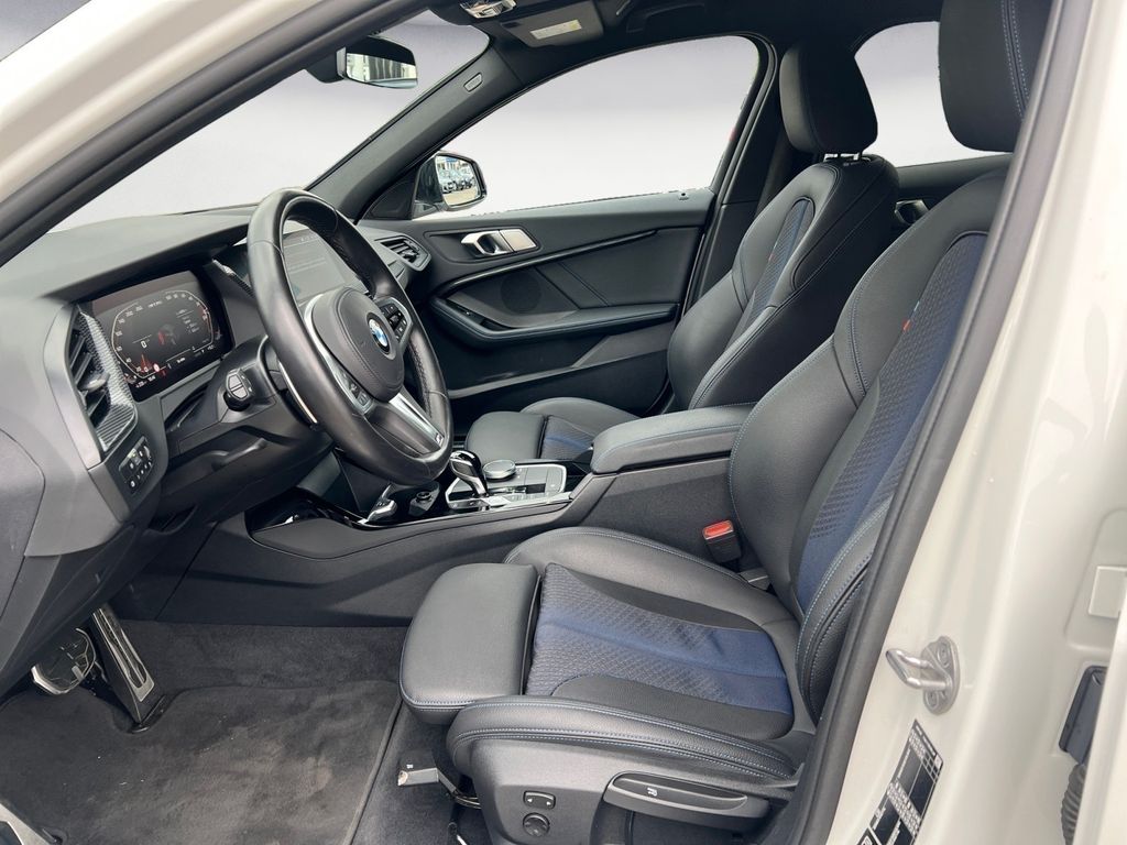 BMW M135 2022 г. Белый, пробег 40955 км