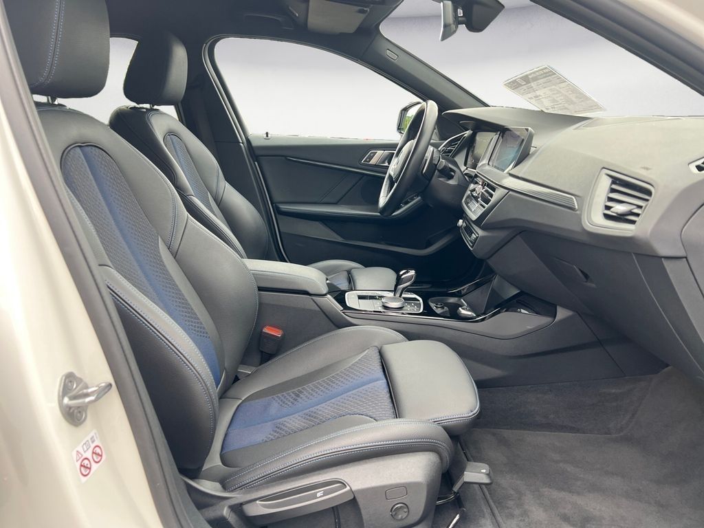 BMW M135 2022 г. Белый, пробег 40955 км