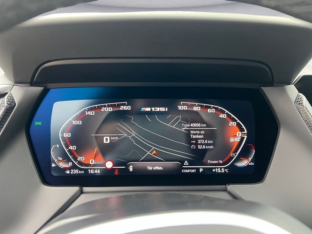 BMW M135 2022 г. Белый, пробег 40955 км