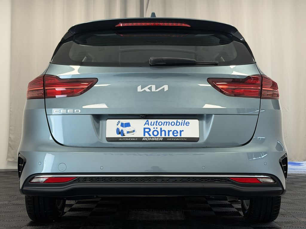 Kia CEE'D SPORTSWAGON 2023 г. Серый, пробег 57170 км