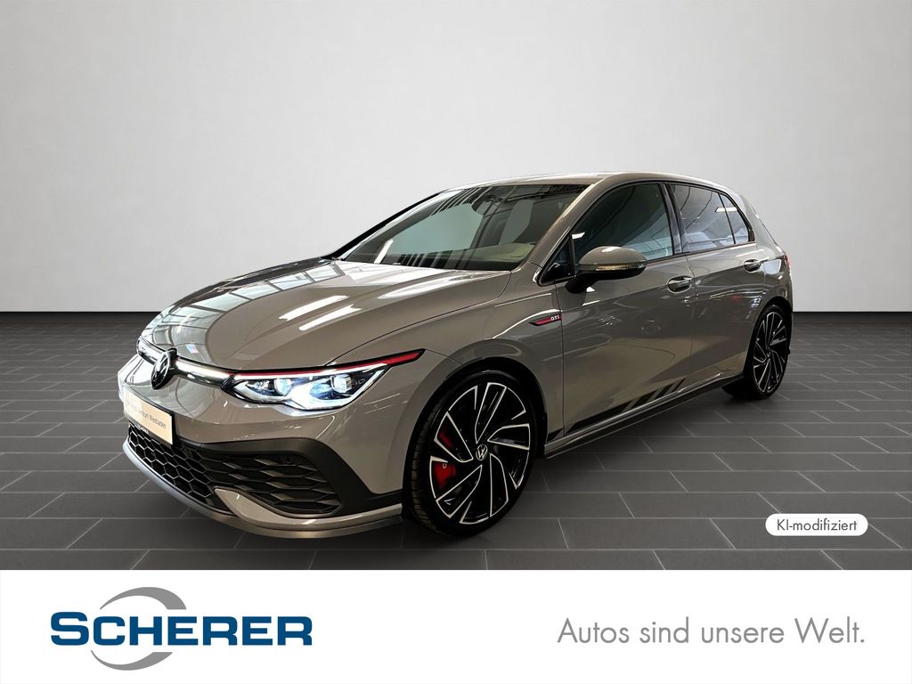 Volkswagen Golf 2022 г. Серый, пробег 32178 км