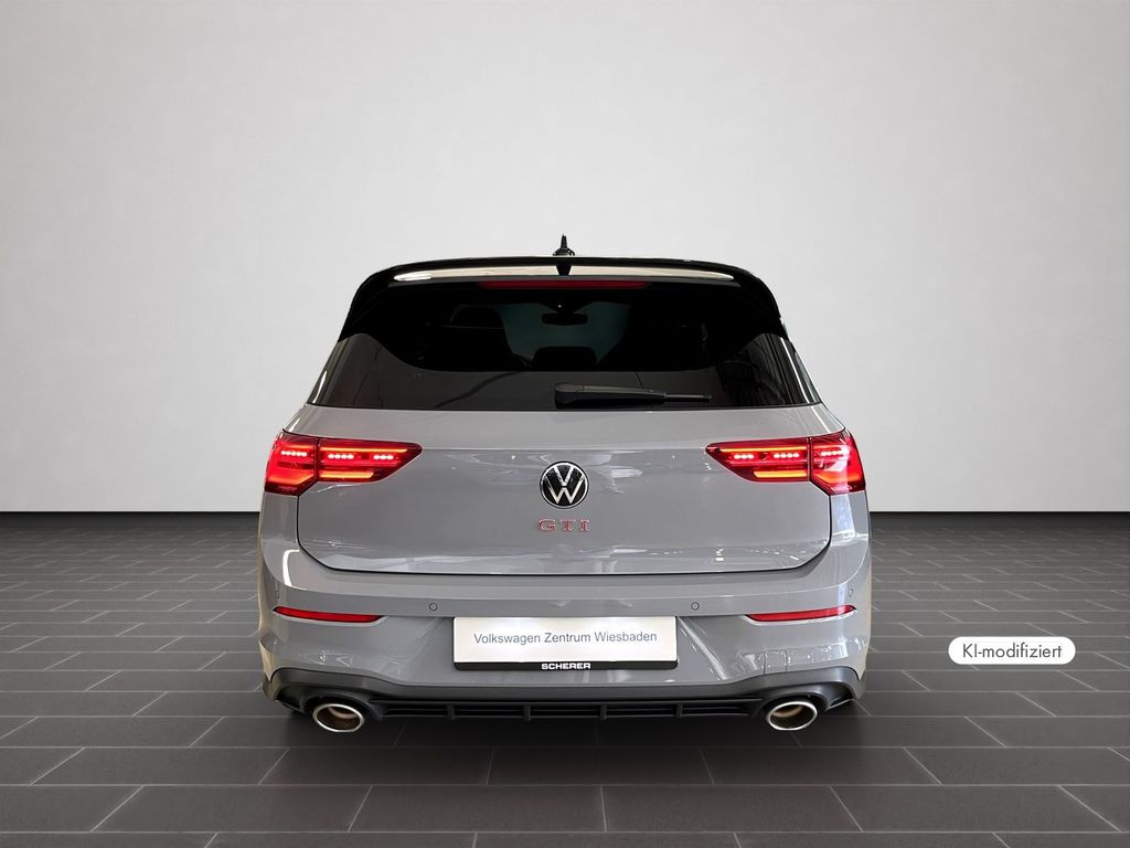 Volkswagen Golf 2022 г. Серый, пробег 32178 км
