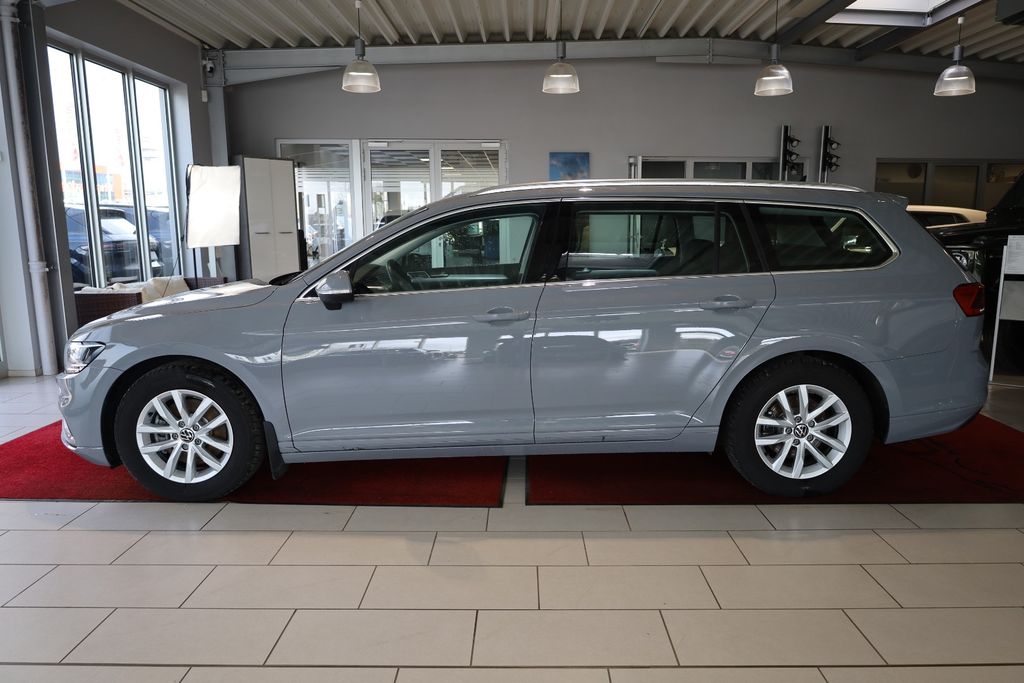 Volkswagen PASSAT VARIANT 2024 г. Серый, пробег 36988 км