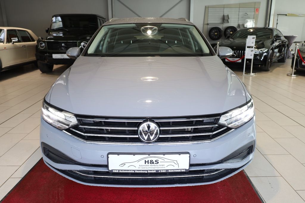 Volkswagen PASSAT VARIANT 2024 г. Серый, пробег 36988 км