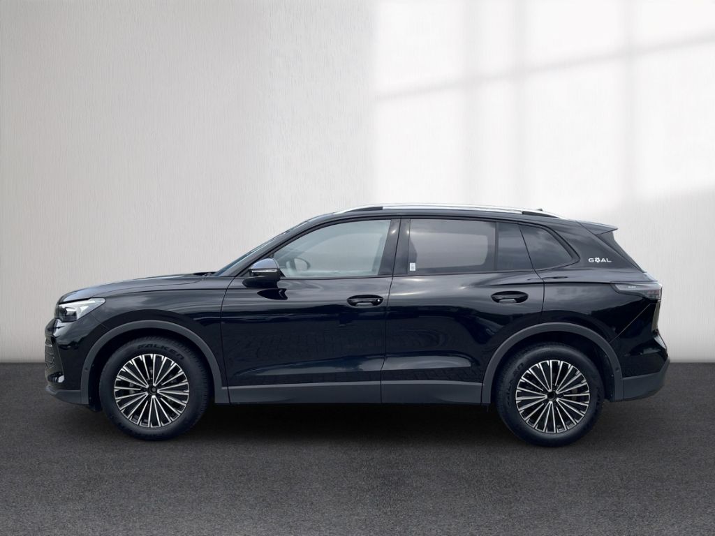 Volkswagen Tiguan 2025 г. Чёрный, пробег 28454 км