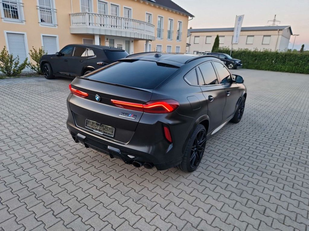 BMW X6 M 2023 г. Чёрный, пробег 43473 км