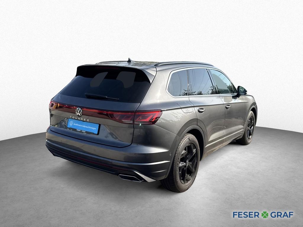 Volkswagen Touareg 2025 г. Серый, пробег 8590 км