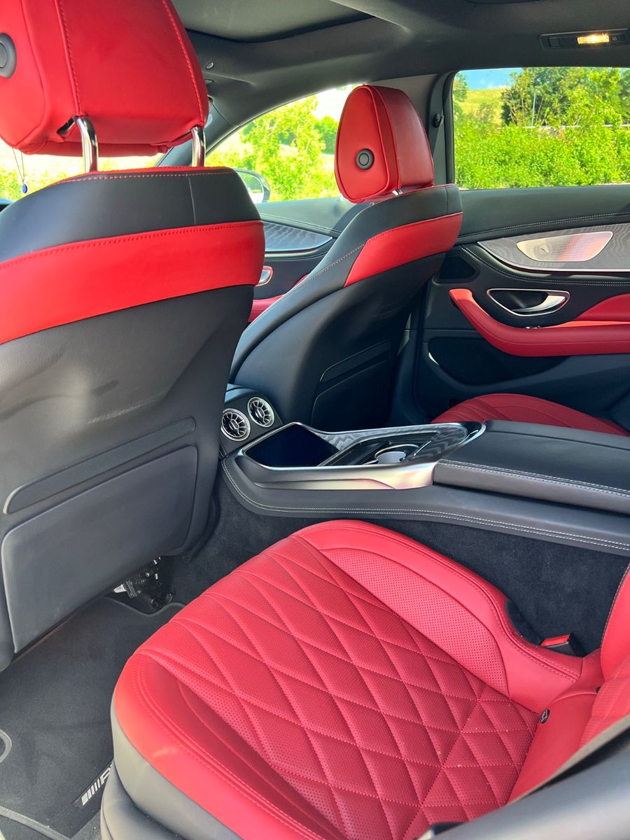 Mercedes-Benz AMG GT 2023 г. Белый, пробег 37660 км