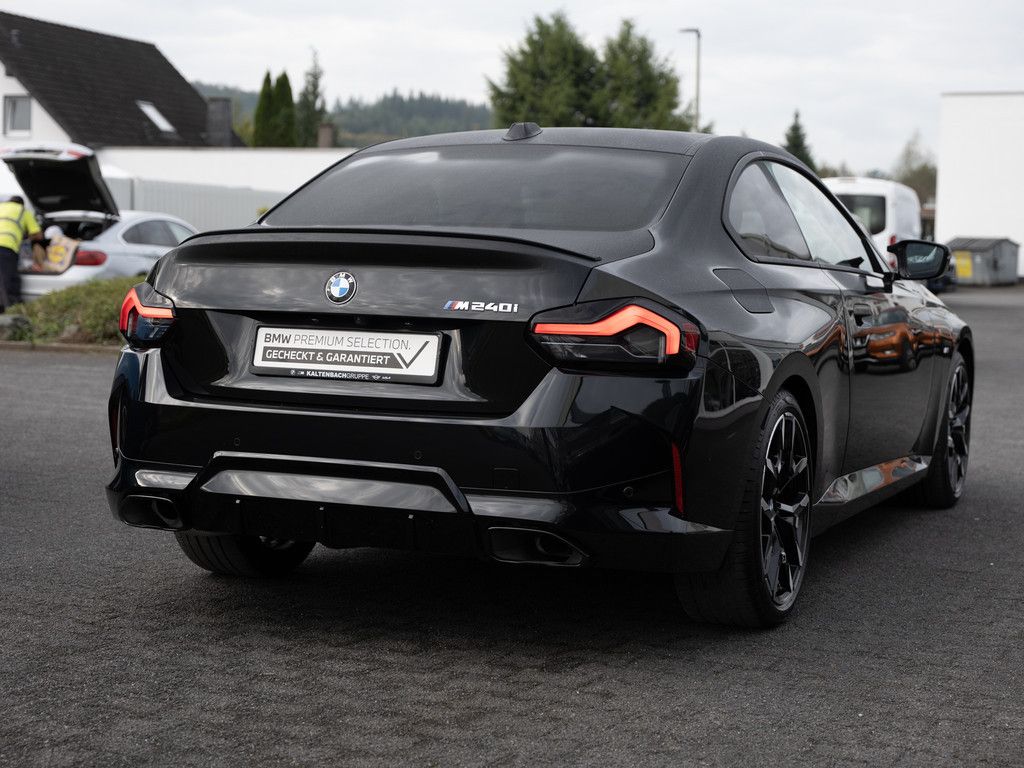 BMW M240I 2025 г. Чёрный, пробег 11825 км