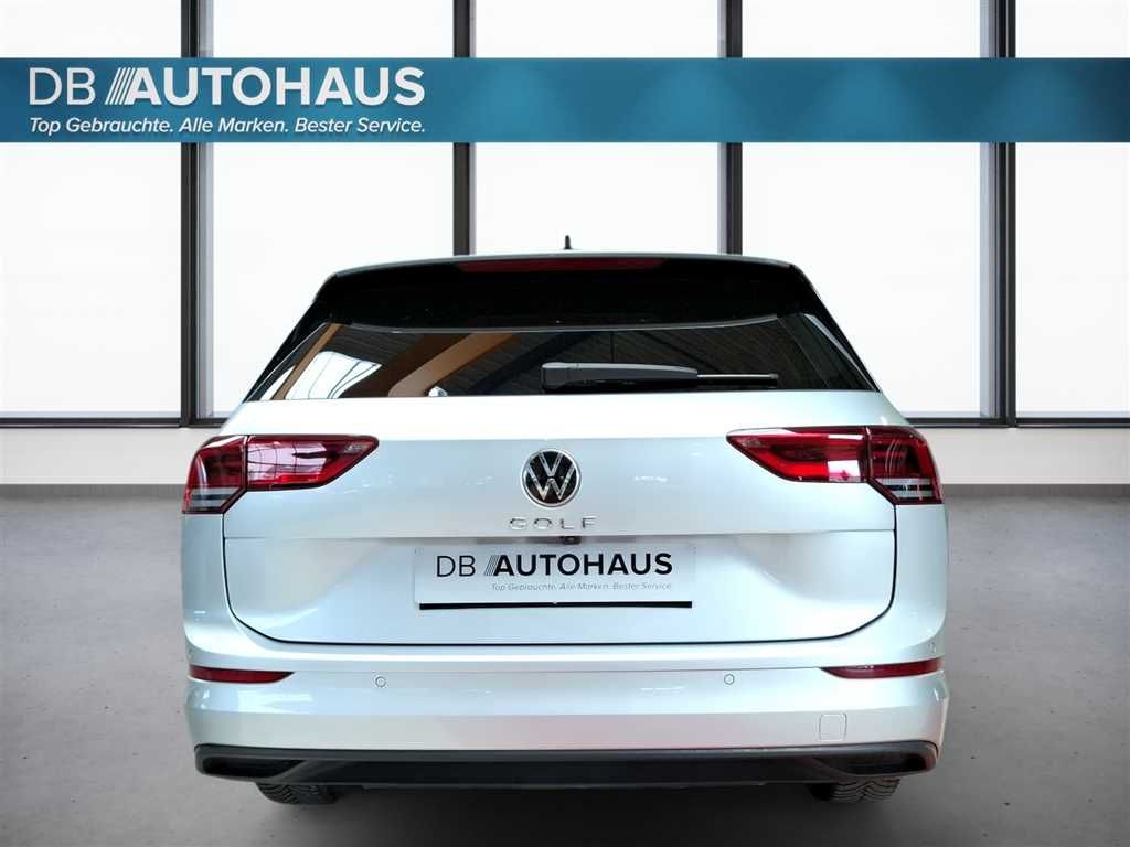 Volkswagen Golf 2024 г. Серебристый, пробег 34529 км