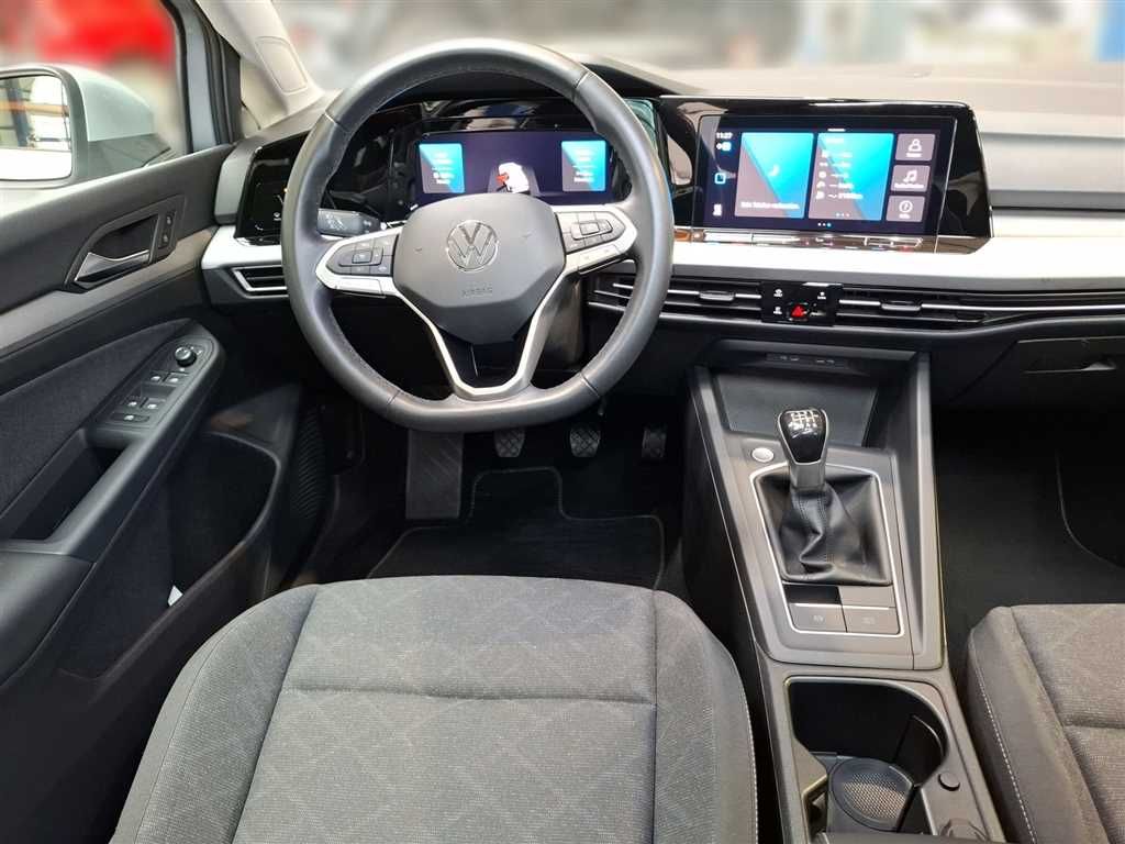 Volkswagen Golf 2024 г. Серебристый, пробег 34529 км