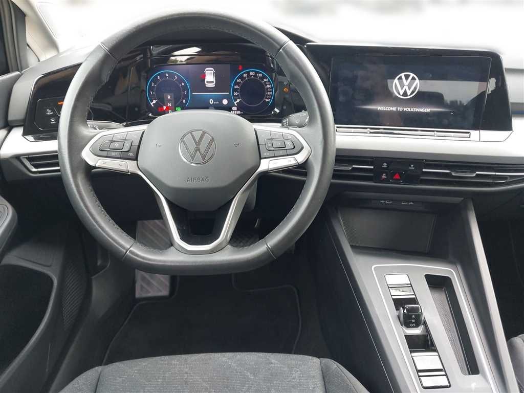 Volkswagen Golf 2024 г. Чёрный, пробег 59543 км